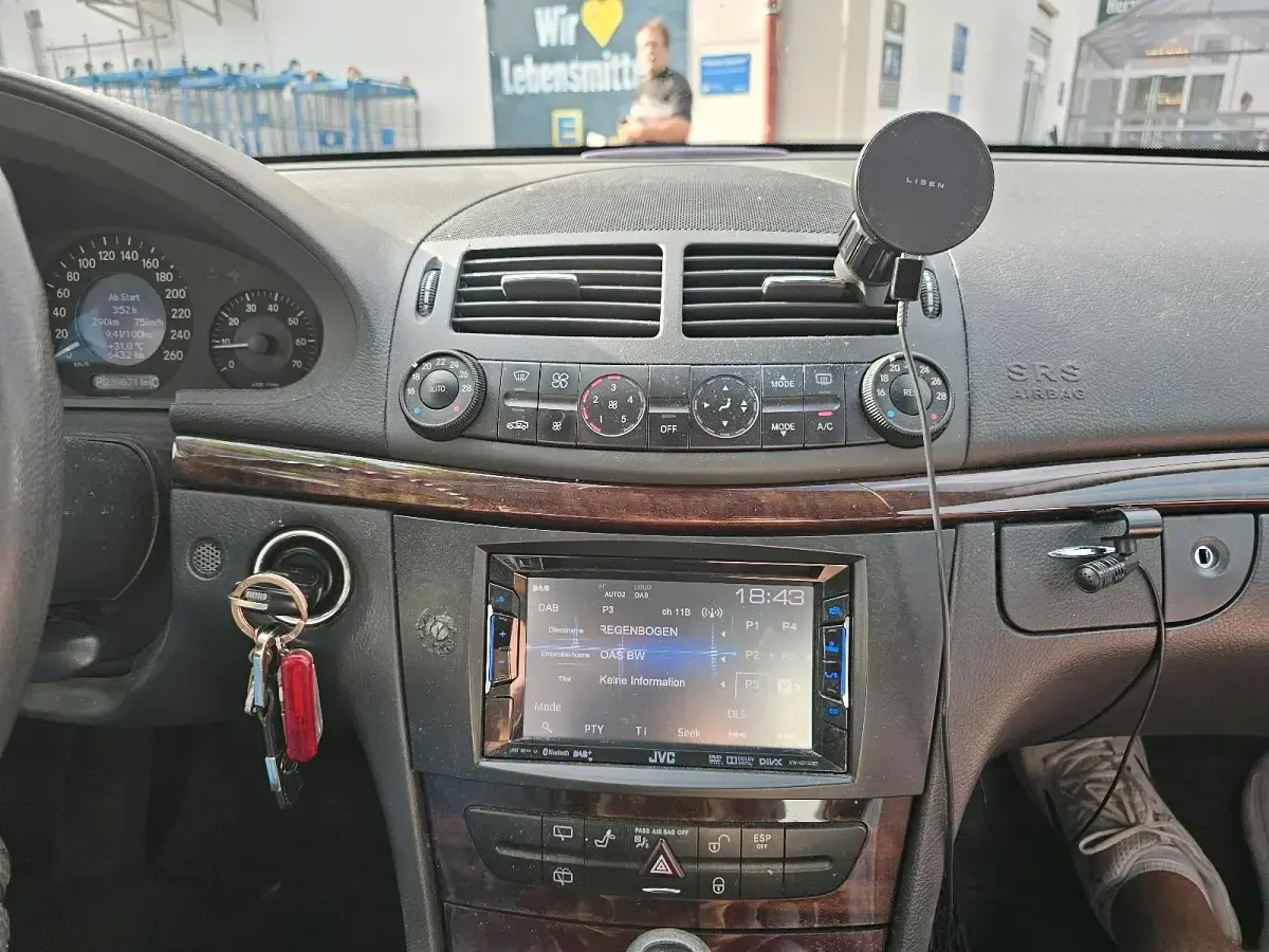Gebraucht Mercedes E200 163 PS (119 kW) 2005 Gold Kombi