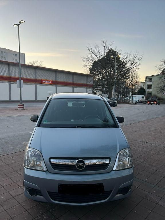 Grau Gebraucht 2010 Opel Meriva Van / Kleinbus | 1.990 € (Superpreis) - Bild 1/4