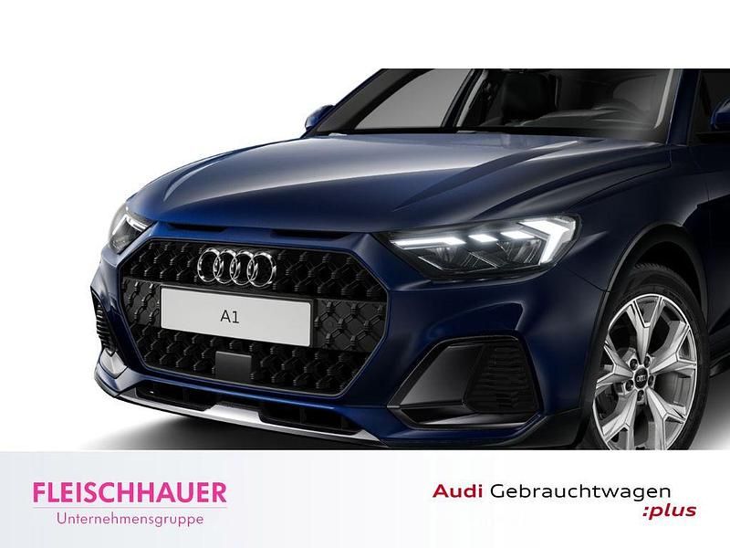 Navarrablau metallic Gebraucht 2024 Audi A1 Basis Limousine | 24.880 € (Fairer Preis) - Bild 1/4
