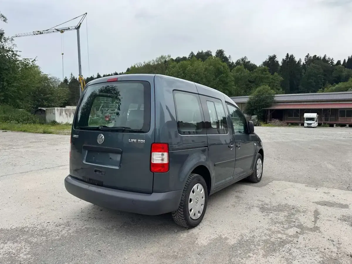 Gebraucht VW Caddy Life 105 PS (77 kW) 2006 Offroadgrey metallic Van / Kleinbus
