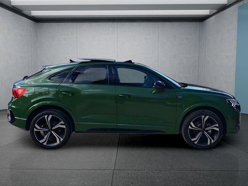 Neu Audi Q3 150 PS (110 kW) 2026 Grün SUV