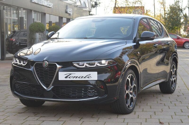 Nero alfa Gebraucht 2022 Alfa Romeo Tonale Ti SUV | 30.900 € (Etwas zu teuer) - Bild 1/4