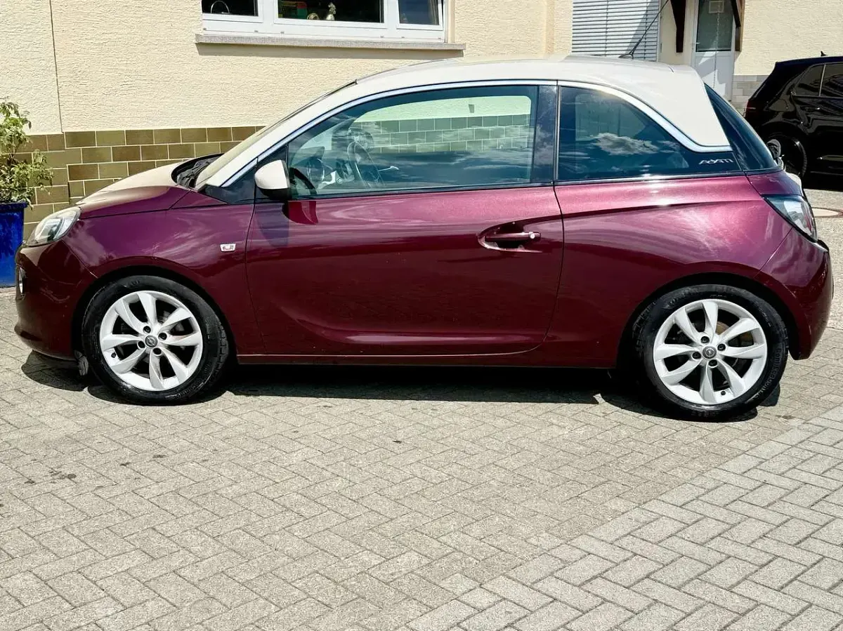 Gebraucht Opel Adam Jam 90 PS (66 kW) 2015 Samtrot (p2)/berry red (p2) Kleinwagen