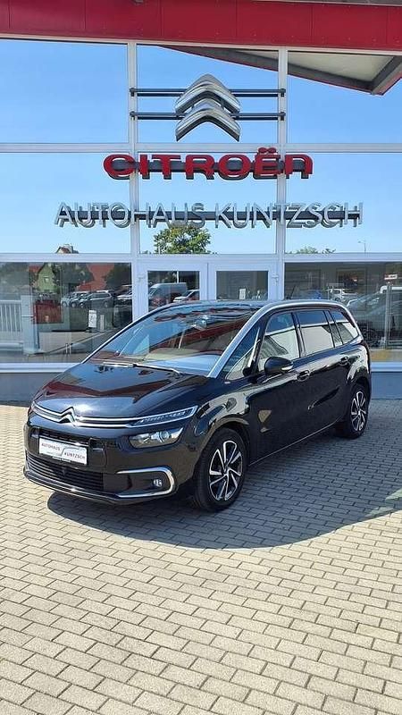 Schwarz Gebraucht 2021 Citroën C4 SpaceTourer Shine Van / Kleinbus | 21.750 € (Teuer) - Bild 1/4