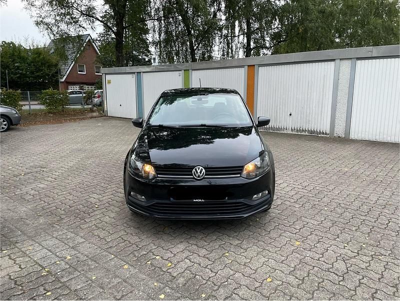 Schwarz Gebraucht 2014 VW Polo Trendline Kleinwagen | 3.999 € (Guter Preis) - Bild 1/4