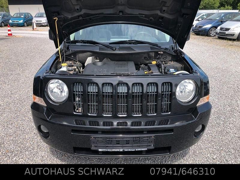 Gebraucht Jeep Patriot Limited 140 PS (102 kW) 2008 Schwarz SUV