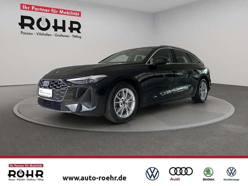 Mythosschwarzmetallic Gebraucht 2025 Audi A5 Ambiente Coupé | 41.800 € (Superpreis) - Bild 1/4