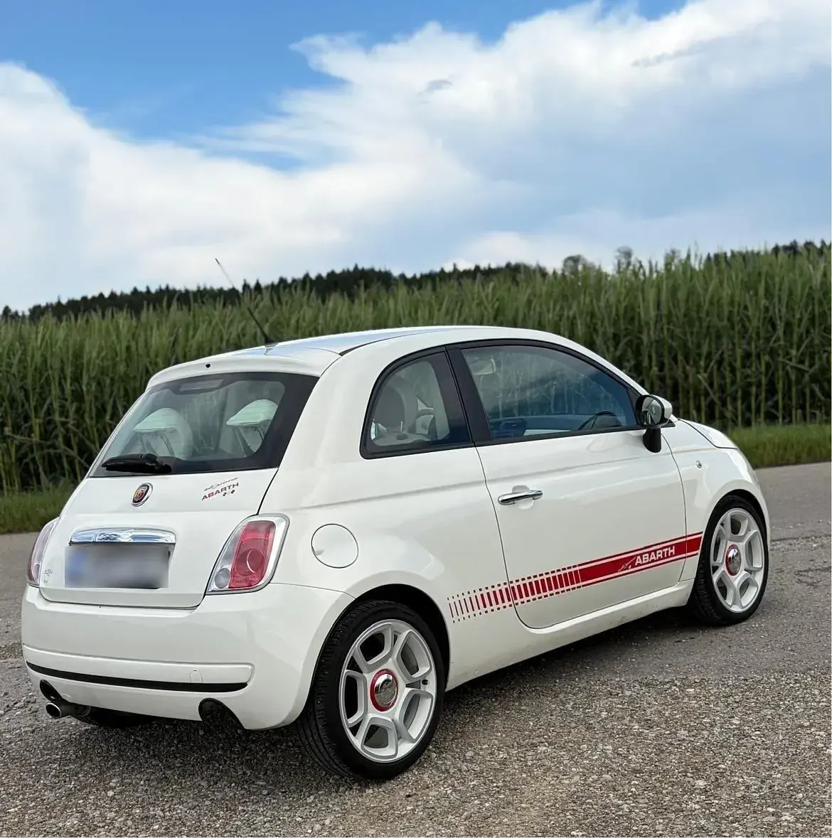 Gebraucht Fiat 500 Abarth 69 PS (50 kW) 2010 Weiß Kleinwagen