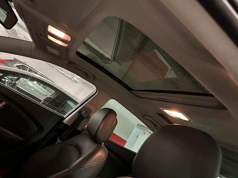 Gebraucht Hyundai Tucson Style 163 PS (119 kW) 2012 Silber SUV