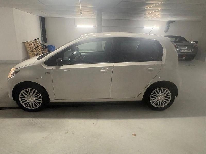 Gebraucht VW up! CLUB 60 PS (44 kW) 2015 Weiß Kleinwagen