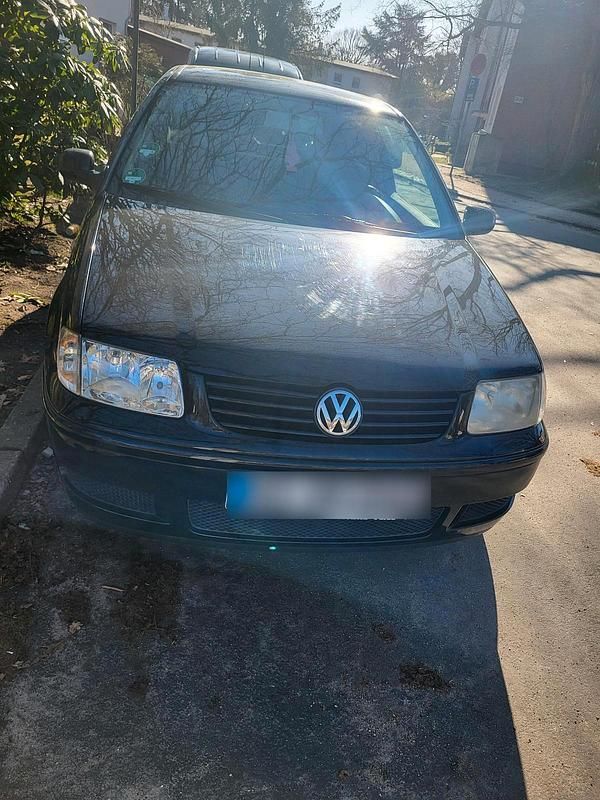 Gebraucht VW Polo 50 PS (36 kW) 2001 Schwarz Kleinwagen