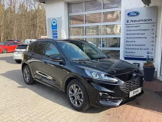 Gebraucht Ford Kuga ST-Line 120 PS (88 kW) 2023 Schwarz SUV