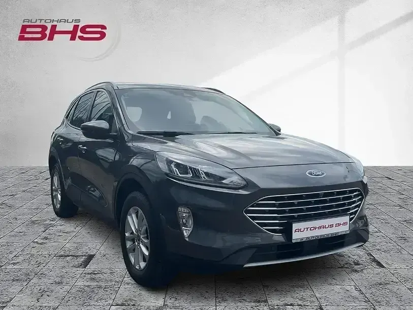 Gebraucht Ford Kuga Titanium 225 PS (165 kW) 2022 Grau SUV
