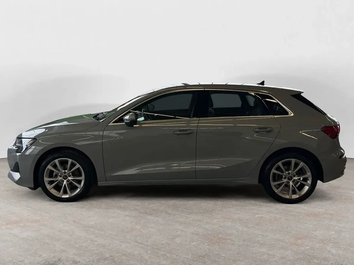 Używany Audi A3 Advanced 150 KM (110 kW) 2025 Sedan/Limuzyna