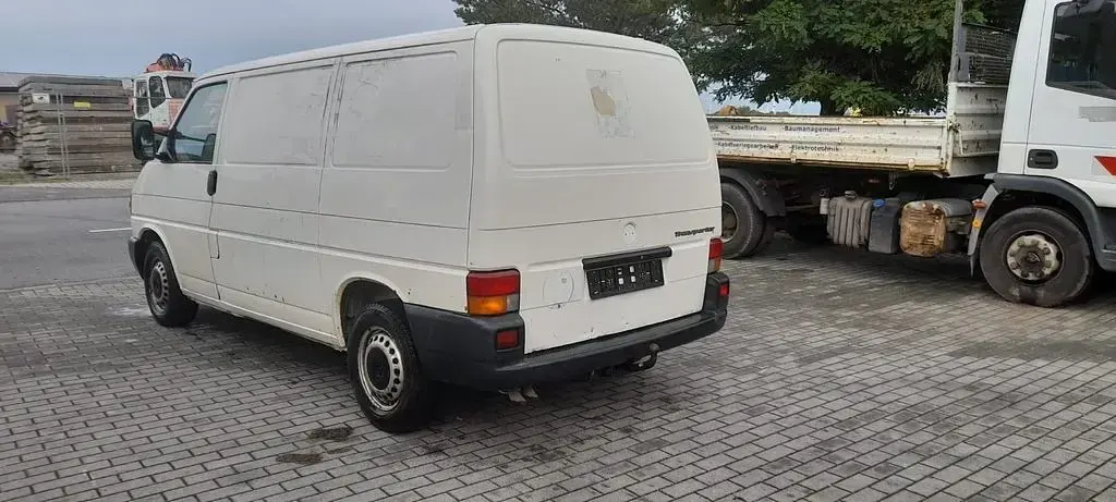 Second-hand VW Transporter 88 CP (64 kW) 2002 Gri Van