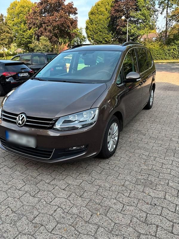 Gebraucht 2013 VW Sharan Van / Kleinbus | 12.490 € (Teuer) - Bild 1/4