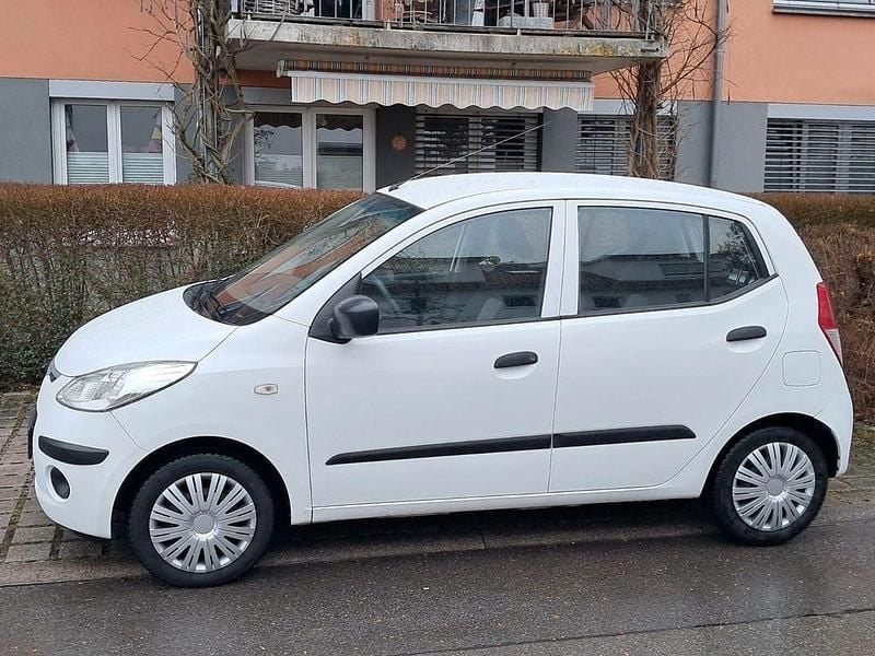Gebraucht Hyundai i10 67 PS (49 kW) 2008 Weiß Kleinwagen