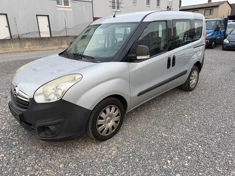 Gebraucht Opel Combo 105 PS (77 kW) 2015 Grau Van / Kleinbus