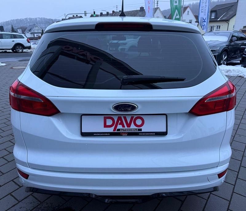Gebraucht Ford Focus ST-Line 150 PS (110 kW) 2018 Weiß Kombi