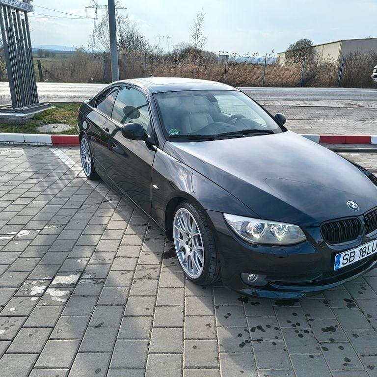 Gebraucht BMW 335 Exclusive 286 PS (210 kW) 2011 Schwarz Coupé
