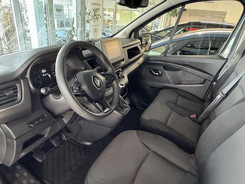 Gebraucht Renault Trafic 110 PS (80 kW) 2022 Grau Van / Kleinbus