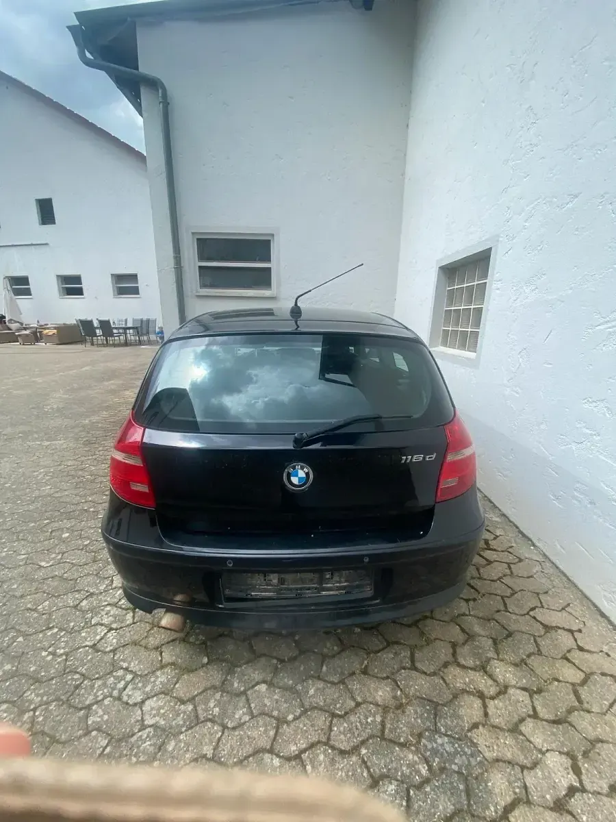Używany BMW 116 116 KM (85 kW) 2009 Czarny Hatchback