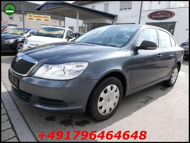 Gebraucht Skoda Octavia 122 PS (89 kW) 2010 Grau Limousine