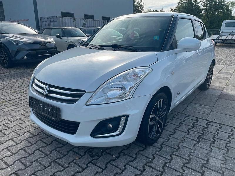 Weiß Gebraucht 2015 Suzuki Swift X-TRA Limousine | 5.990 € (Guter Preis) - Bild 1/4