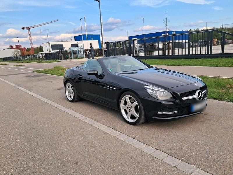 Gebraucht Mercedes SLK250 204 PS (150 kW) 2015 Schwarz Cabrio