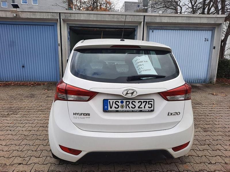 Gebraucht Hyundai ix20 Edition 90 PS (66 kW) 2013 Weiß Kleinwagen