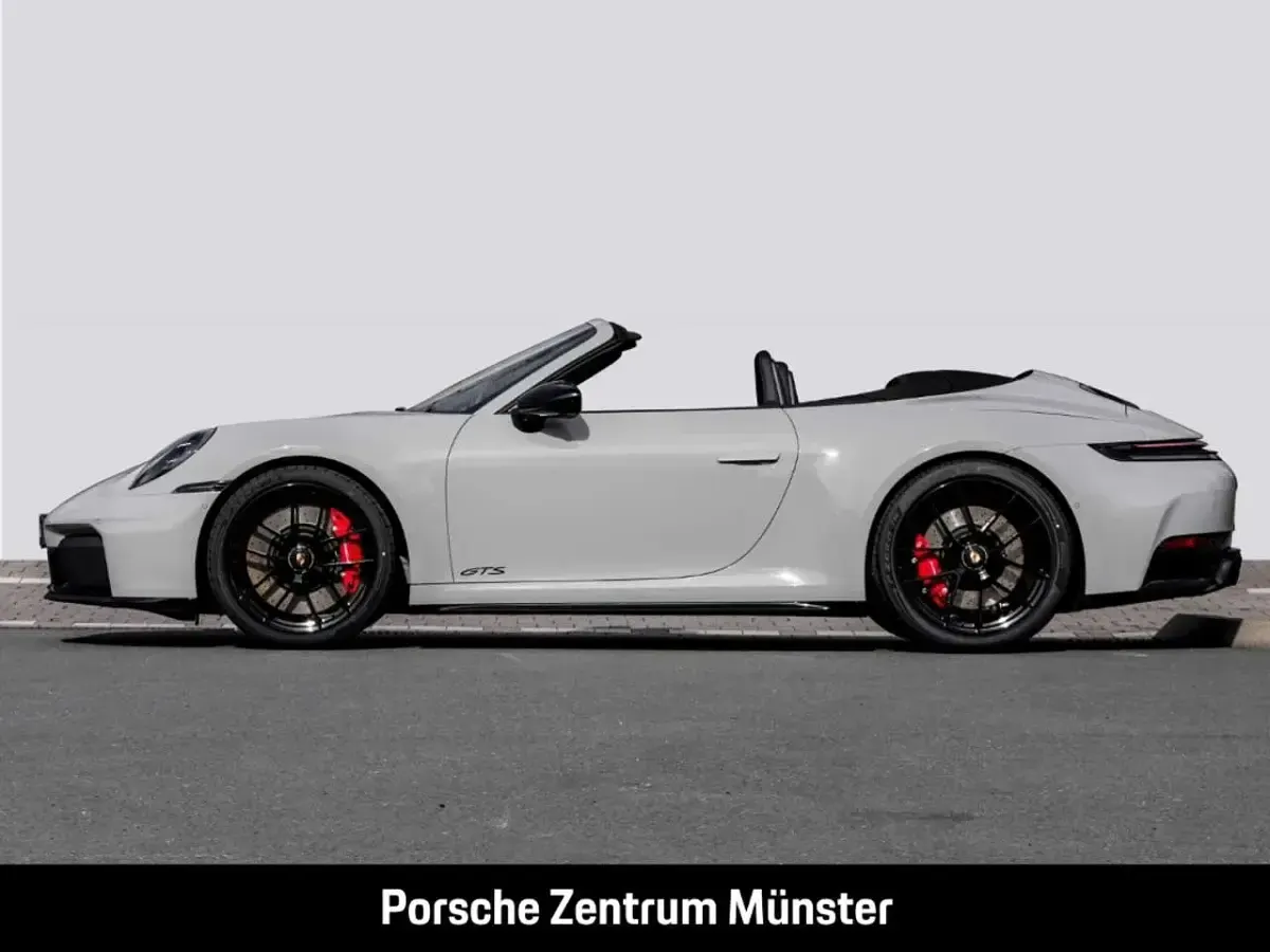 Gebraucht Porsche 992 541 PS (397 kW) 2026 Kreide Cabrio