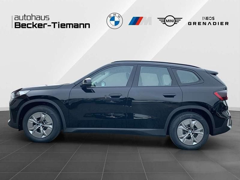 Neu BMW iX1 Exclusive 230 kW (313 PS) 2026 Schwarz uni SUV