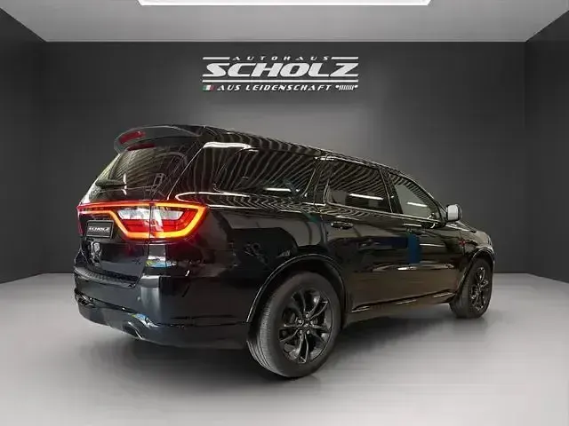 Gebraucht Dodge Durango 364 PS (267 kW) 2023 Schwarz SUV