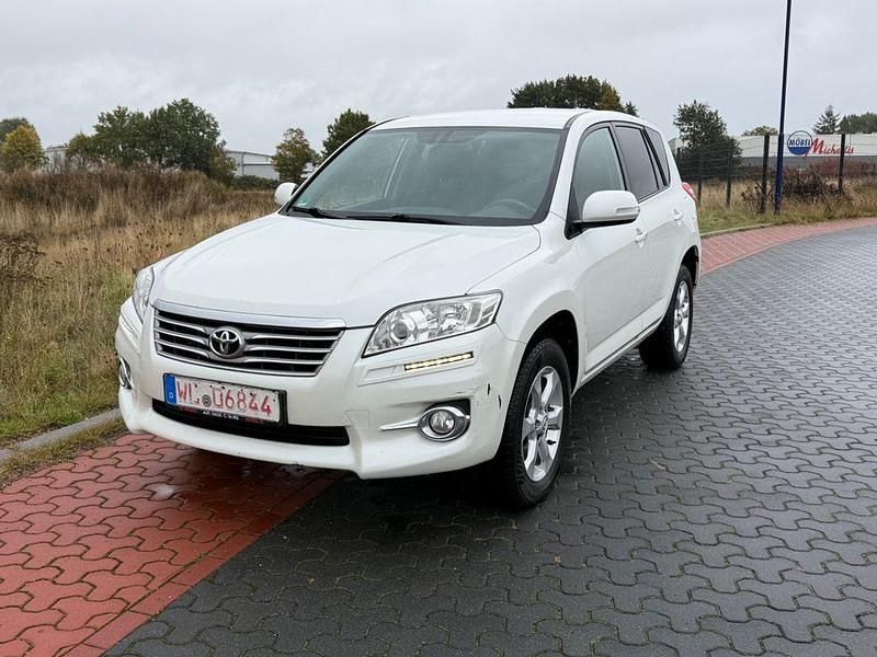 Gebraucht Toyota RAV4 Life 150 PS (110 kW) 2011 Weiß SUV