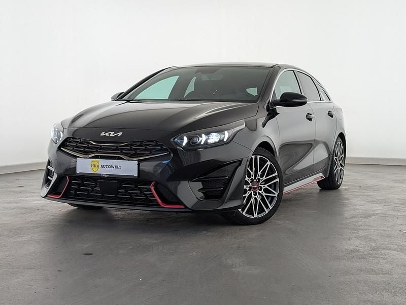 Gebraucht Kia ProCeed GT 204 PS (150 kW) 2023 Black pearl Kombi