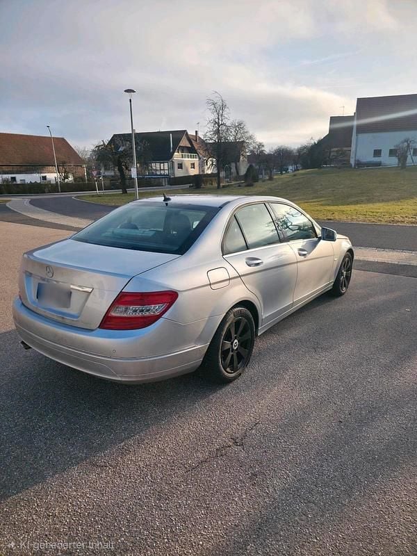 Gebraucht Mercedes C220 170 PS (125 kW) 2011 Silber Limousine