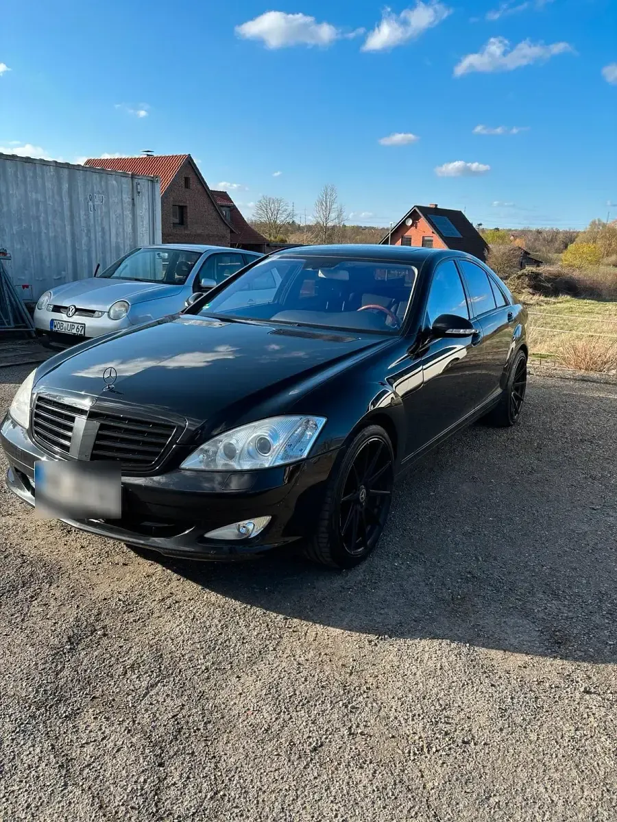 Gebraucht Mercedes S500 387 PS (284 kW) 2007 Schwarz Limousine