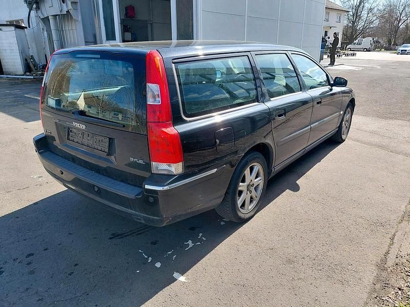 Gebraucht Volvo V70 145 PS (106 kW) 2005 Schwarz Kombi