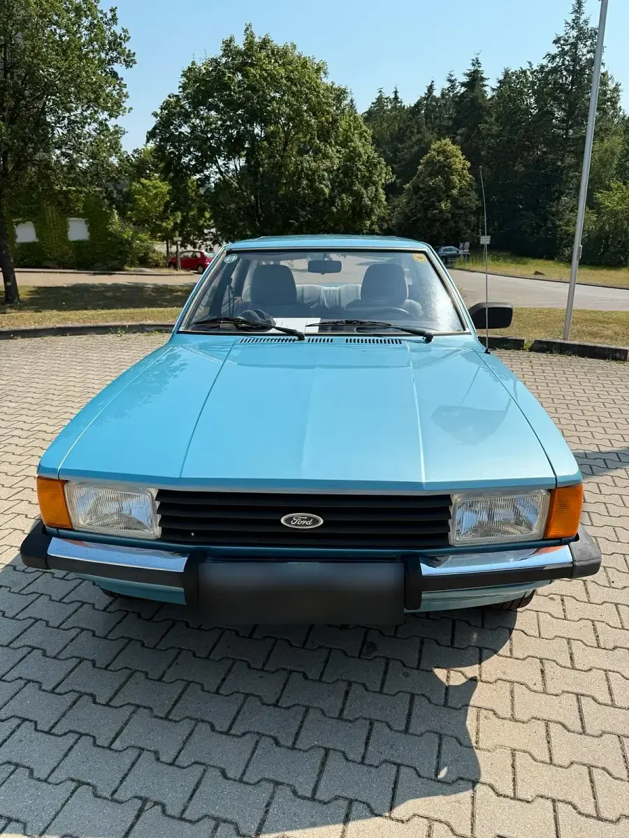 Gebraucht Ford Taunus 89 PS (65 kW) 1979 Blau Limousine