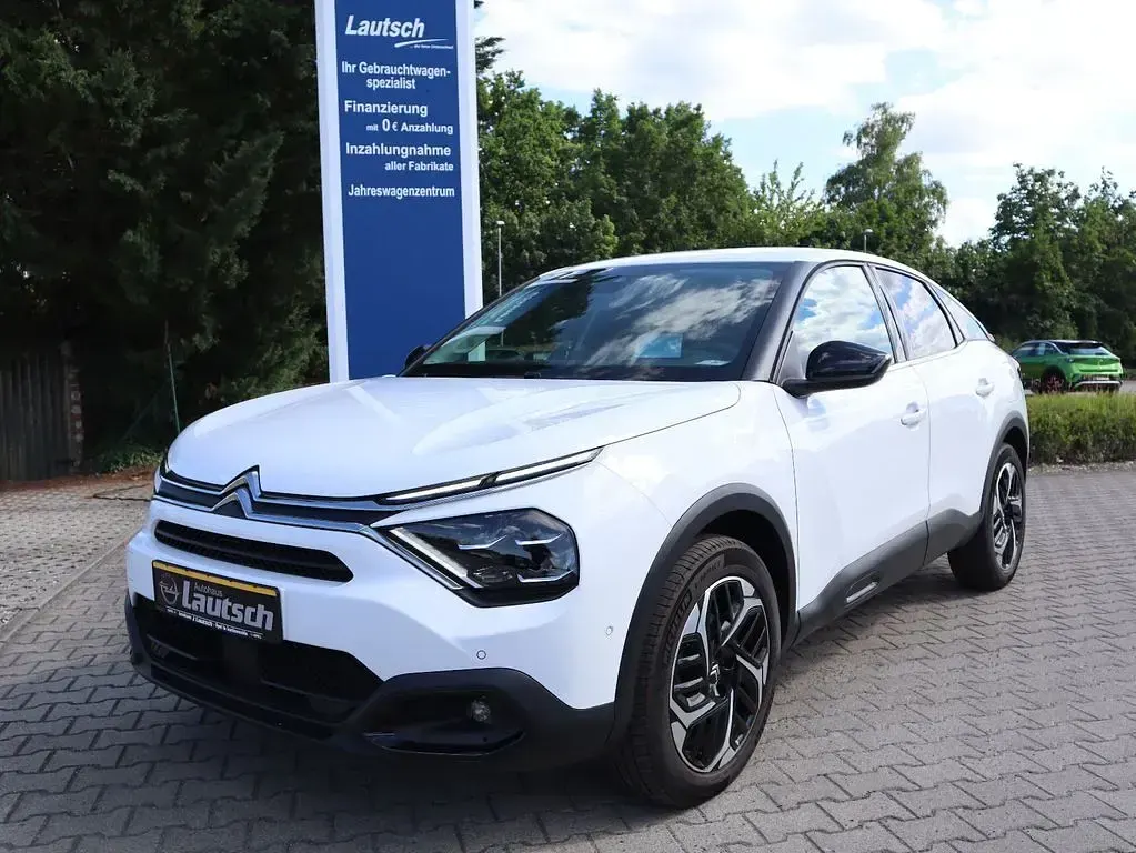 Gebraucht Citroën C4 Shine 131 PS (96 kW) 2024 Weiß SUV