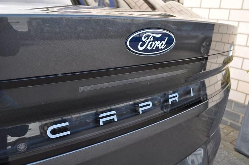 Gebraucht Ford Capri Premium 210 kW (286 PS) 2025 Grau SUV