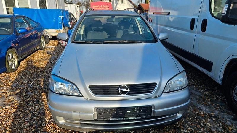 Gebraucht Opel Astra 101 PS (74 kW) 2004 Silber Kombi