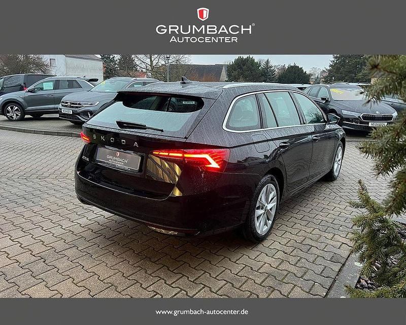 Neu Skoda Octavia 150 PS (110 kW) 2026 1z1z black magic meta... Kombi