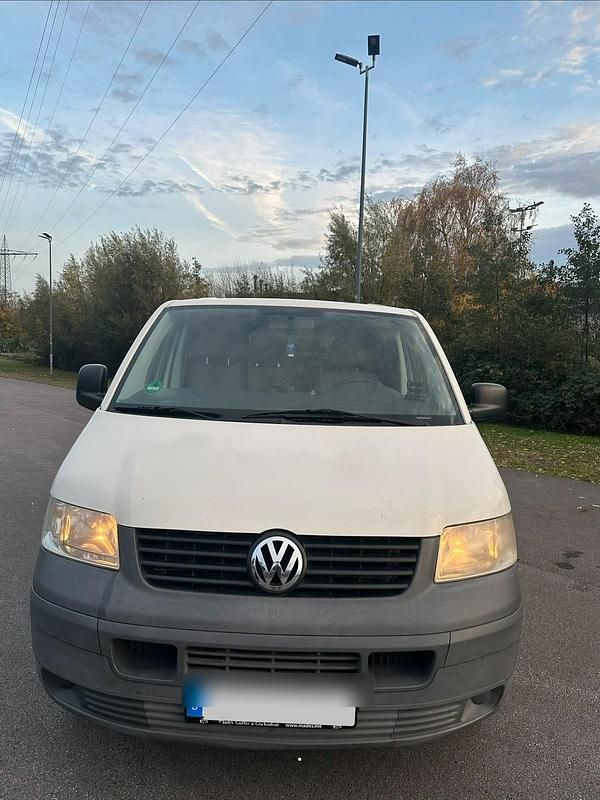 Weiß Gebraucht 2006 VW T5 Van | 5.100 € (Guter Preis) - Bild 1/4