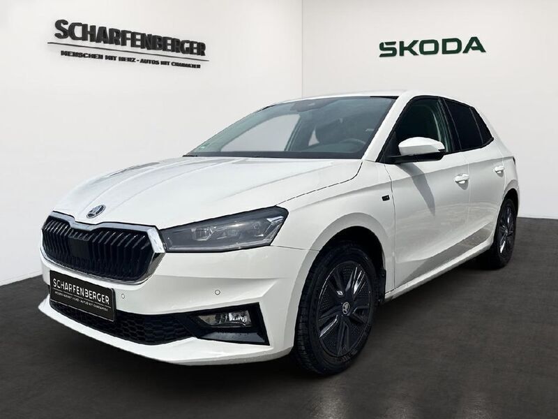 Candyweiss Gebraucht 2024 Skoda Fabia Selection Limousine | 19.890 € (Fairer Preis) - Bild 1/4