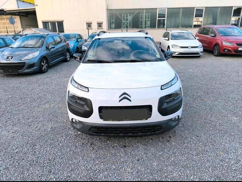 Gebraucht Citroën C4 110 PS (80 kW) 2016 Weiß SUV