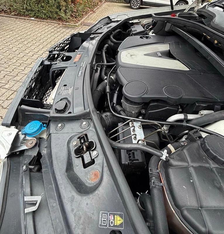 Gebraucht Mercedes GL320 224 PS (164 kW) 2007 Weiß SUV