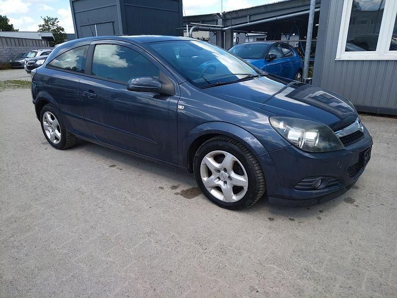 Blau Gebraucht 2007 Opel Astra GTC Coupé | 1.690 € (Fairer Preis) - Bild 1/4