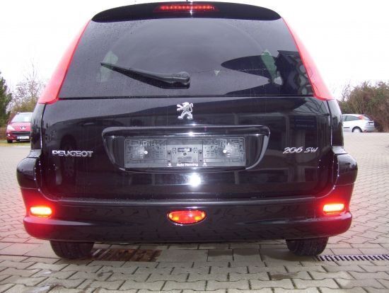 Gebraucht Peugeot 206 Tendance 75 PS (55 kW) 2003 Schwarz Kombi