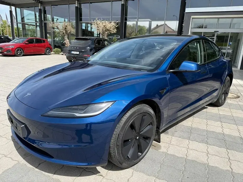 Usado Tesla Model 3 RWD 208 kW (283 HP) 2025 Azul Sedan